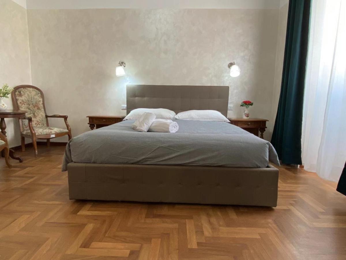 Apartmán Cavour 44616 Řím Exteriér fotografie