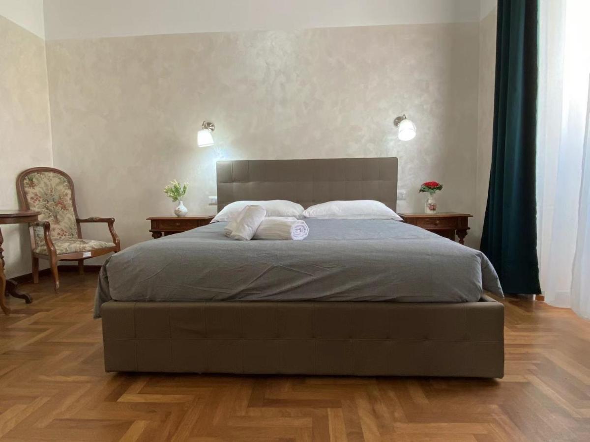 Apartmán Cavour 44616 Řím Exteriér fotografie